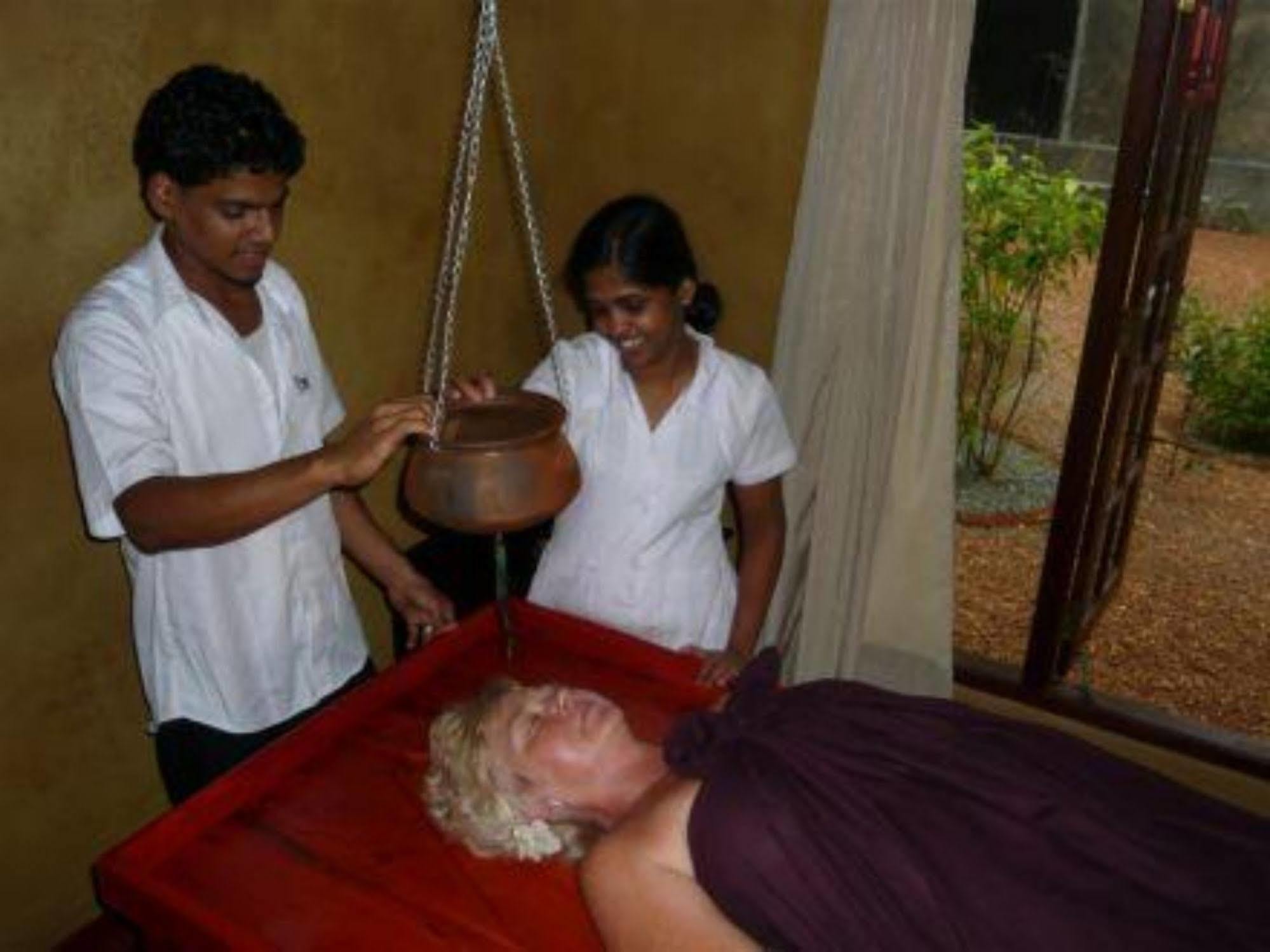 Hotel Bentota Village 外观 照片