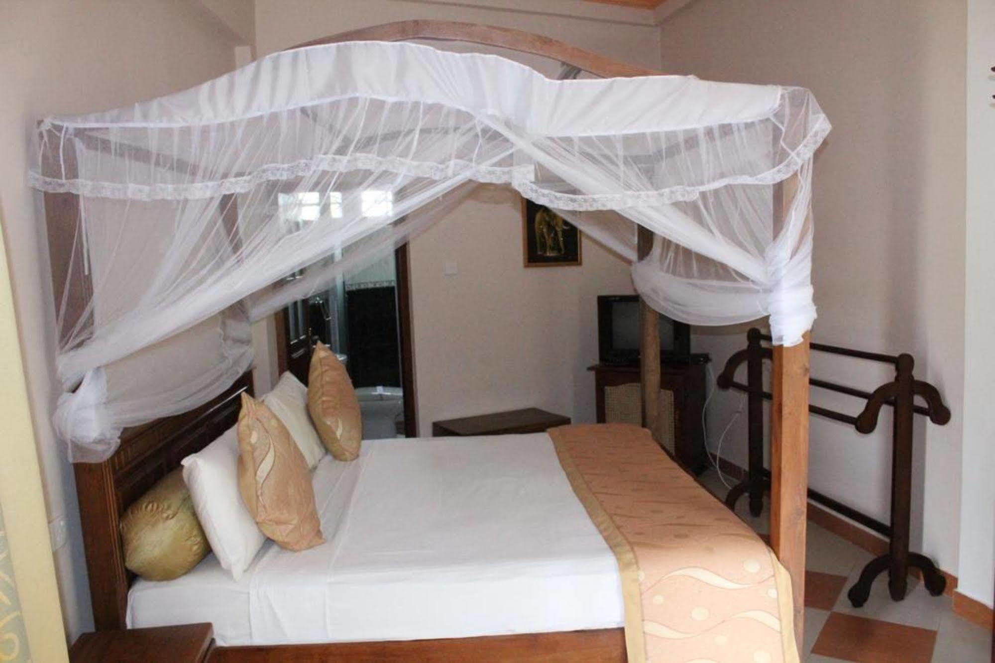 Hotel Bentota Village 外观 照片